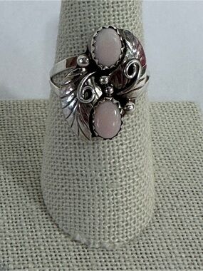 Sterling Silver Pink Conch Double Stone Leaf Ring